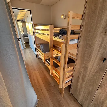 Aqua Loft Lux Houseboat & Waterfront Apartment Szczecin