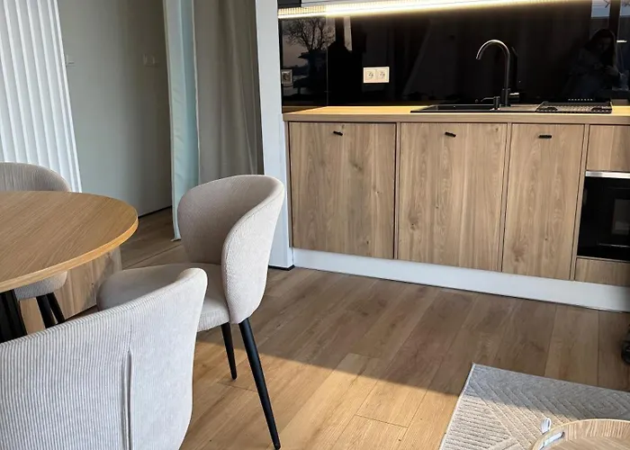 Aqua Loft Lux Houseboat & Waterfront Apartament